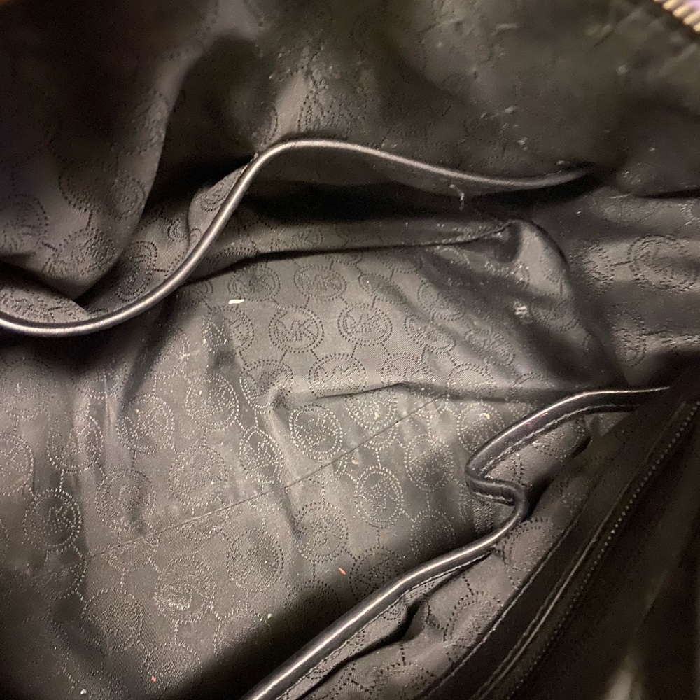 Handbag - Picture 9 of 10